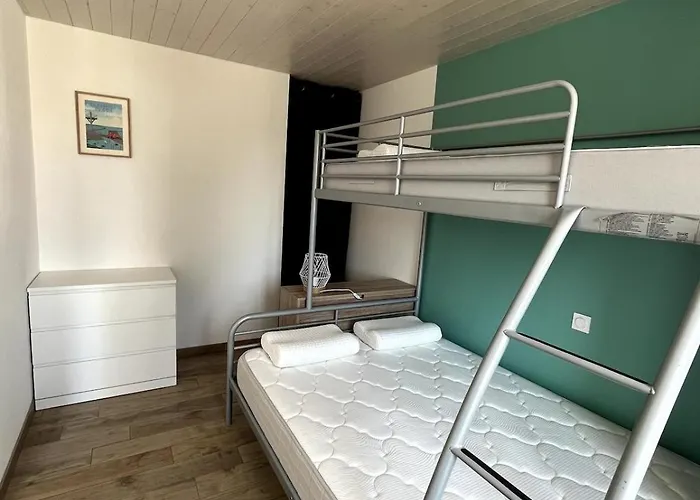 Charmante Maison En Bord De *